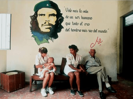 La lucha ideológica  y la defensa de la Revolución