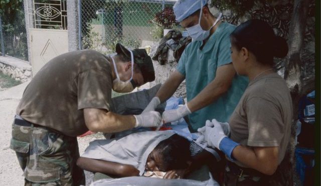 Un cirujano de Oriente Próximo habla sobre la “ecología de la guerra” (Andre Vltchek)